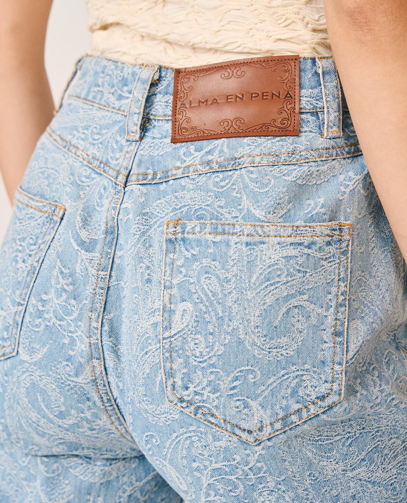 PANTALÓN VAQUERO FLARE PAISLEY