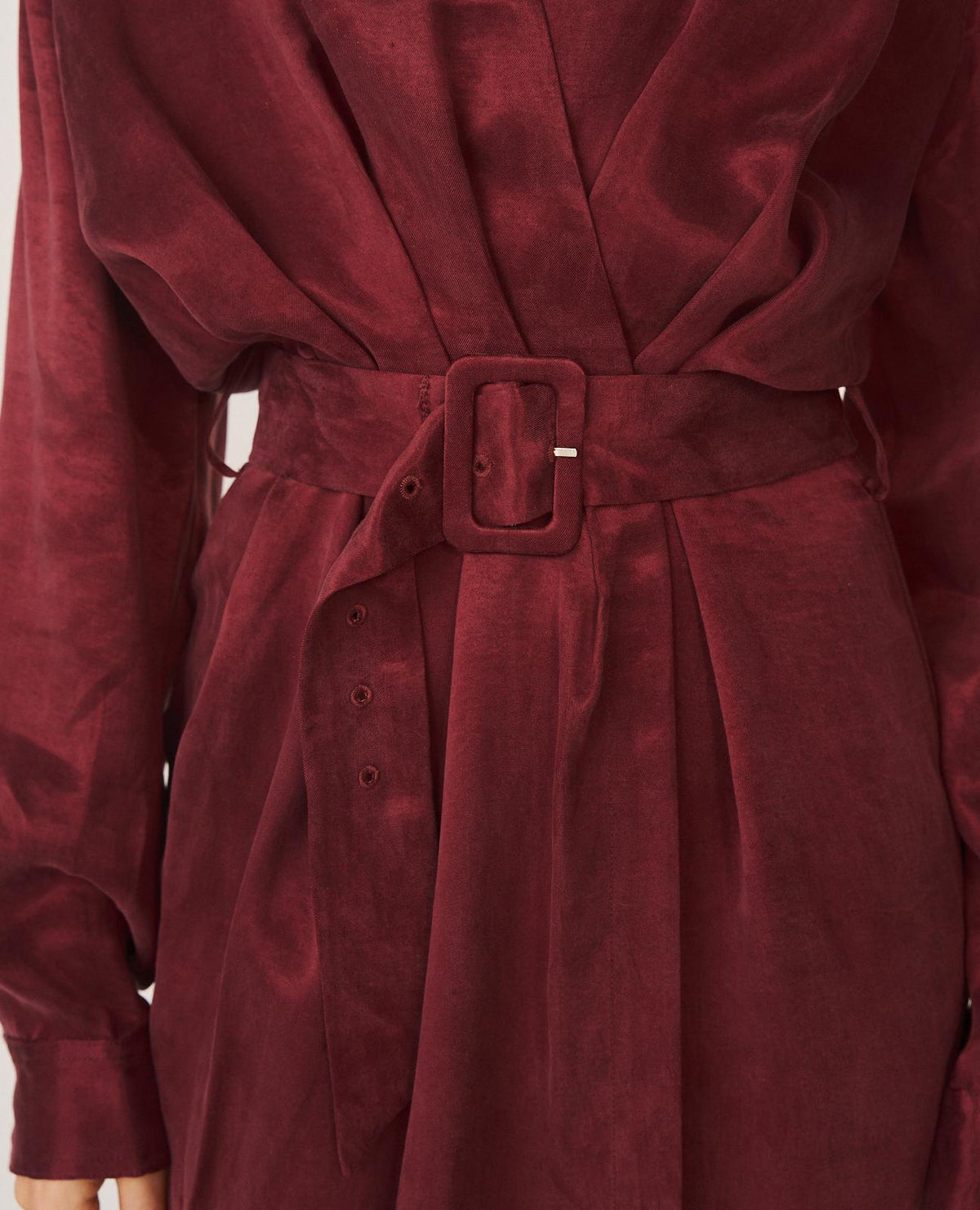 VESTIDO LONGO COM DECOTE CRUZADO