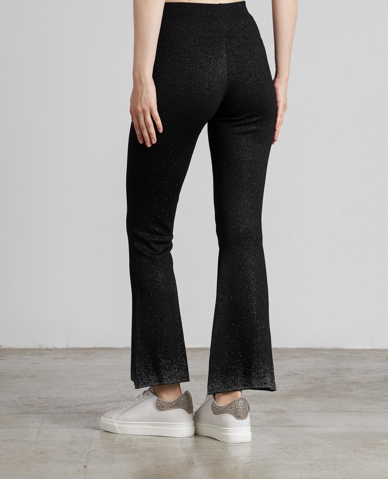 FLARED PANTS DETAILS