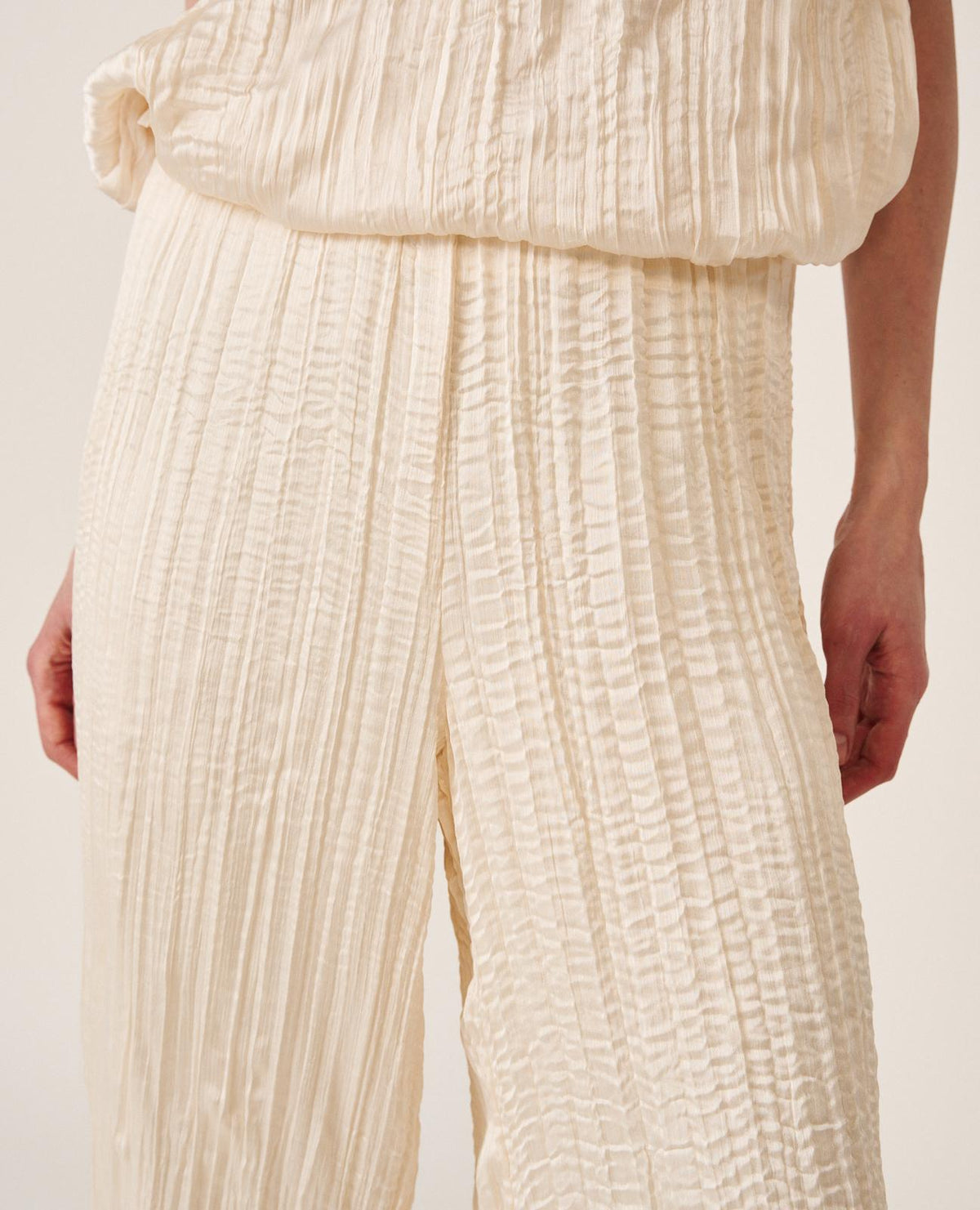 PANTALONI PLISSETTATI
