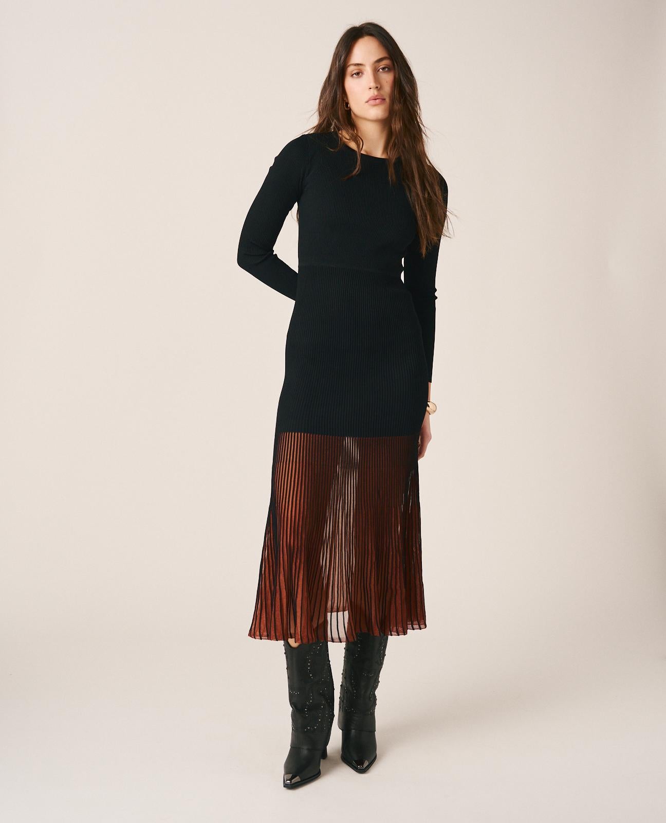 PLEATED SKIRT DRESS