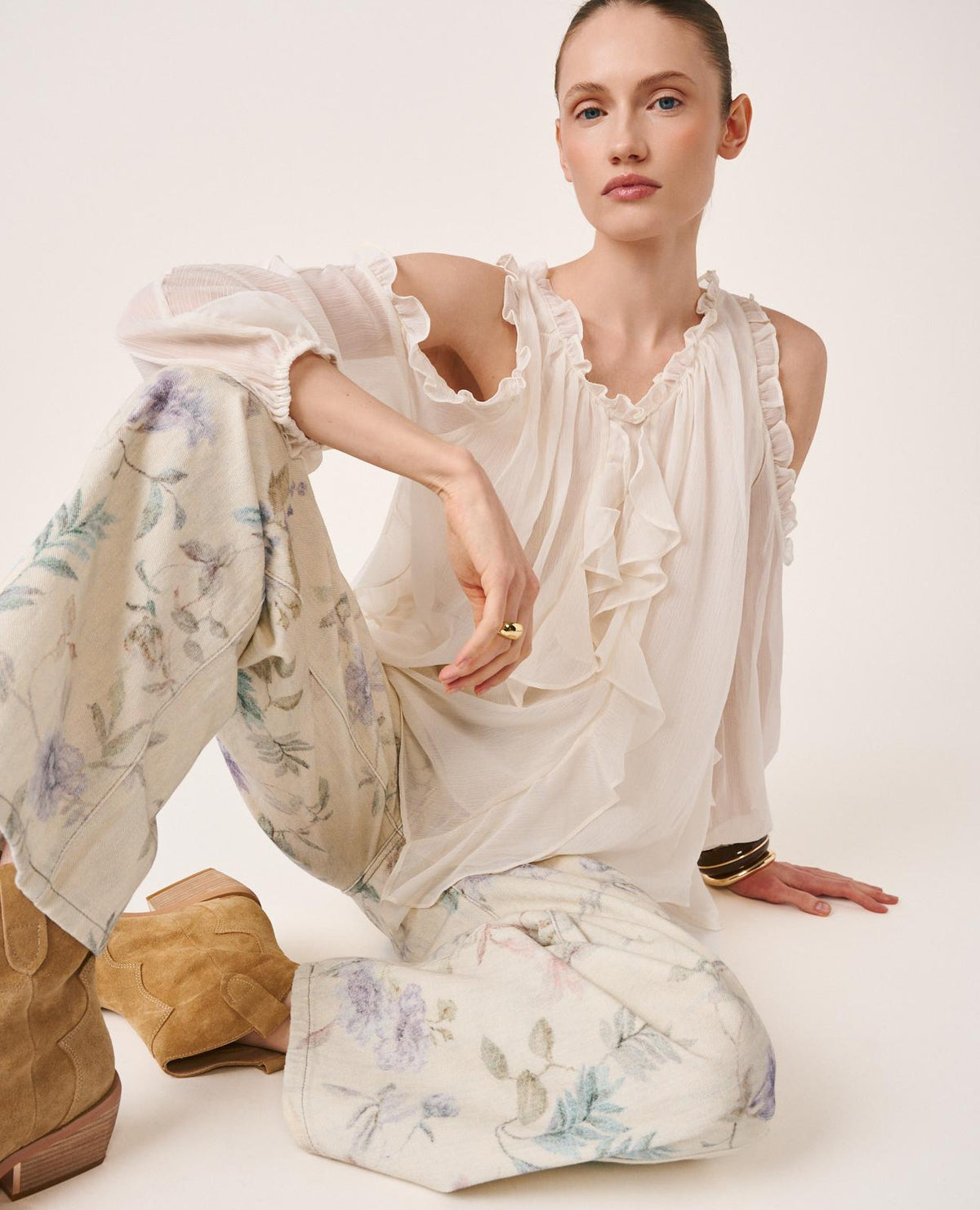BLUSA CON SPALLE SCOPERTE