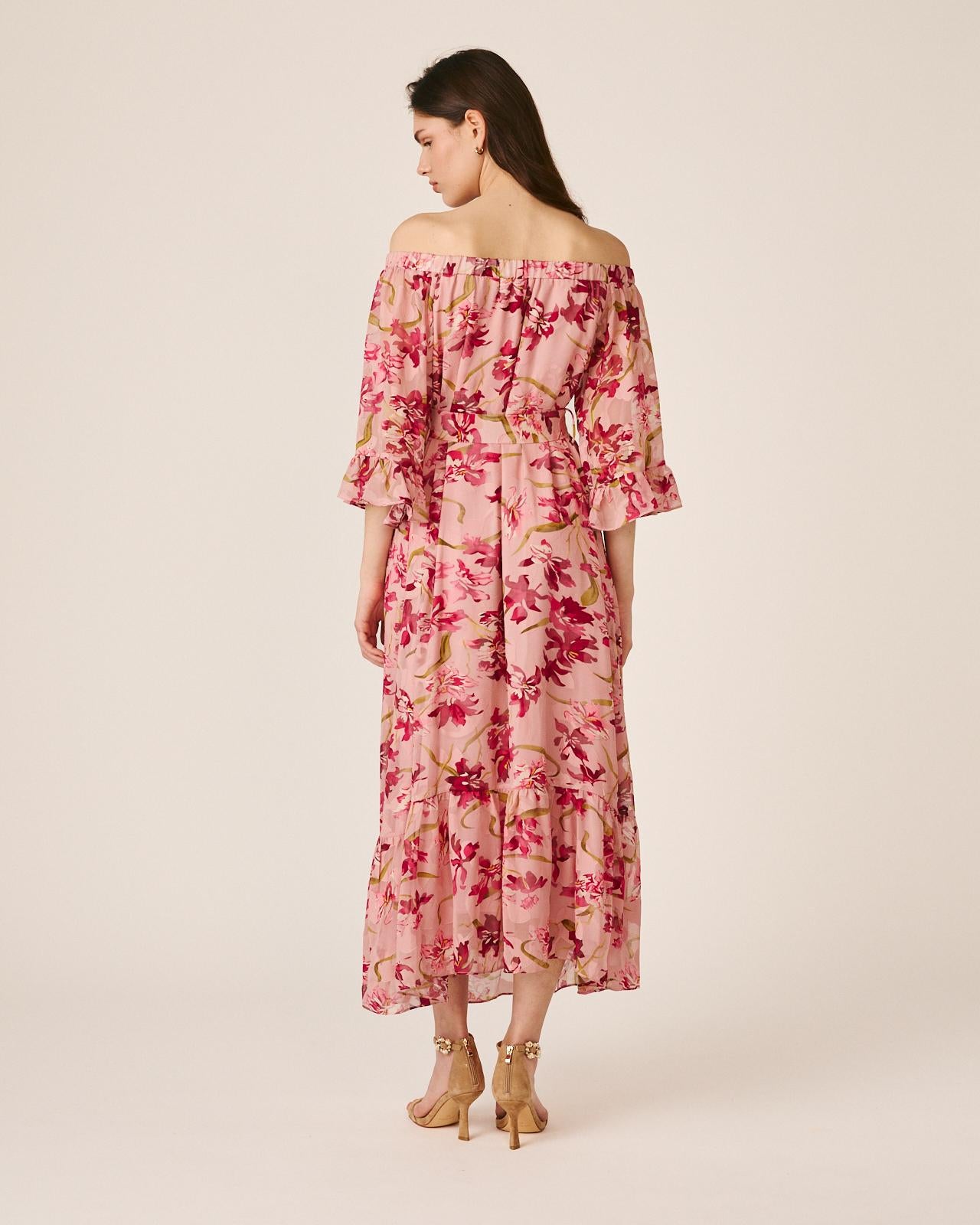 VESTIDO MÉDIO COM MANGAS FOLHADAS