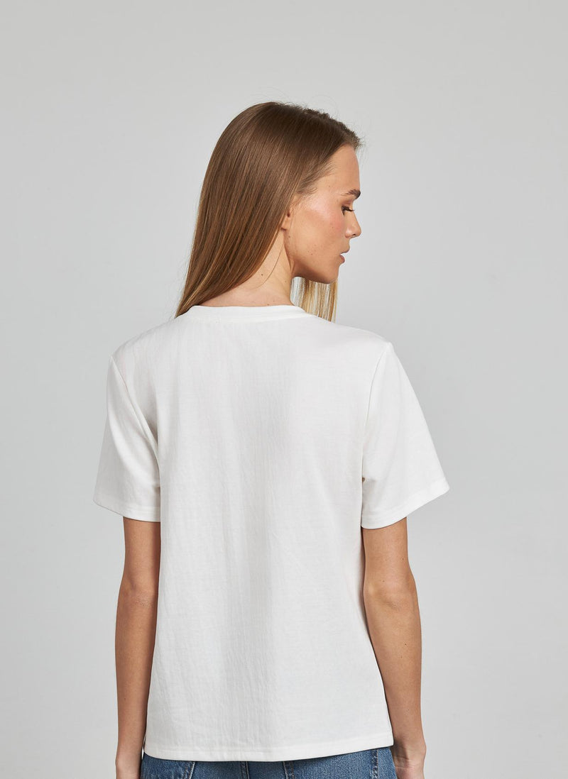 CAMISETA MARIPOSA BORDADA