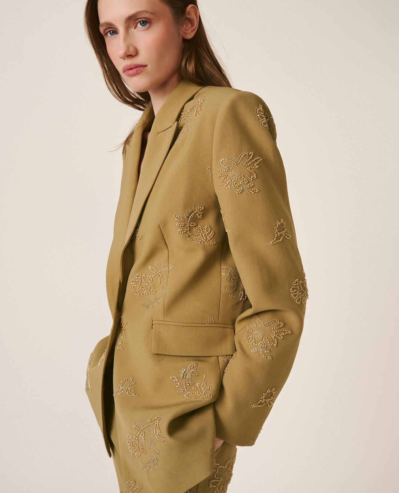 CREPE BLAZER