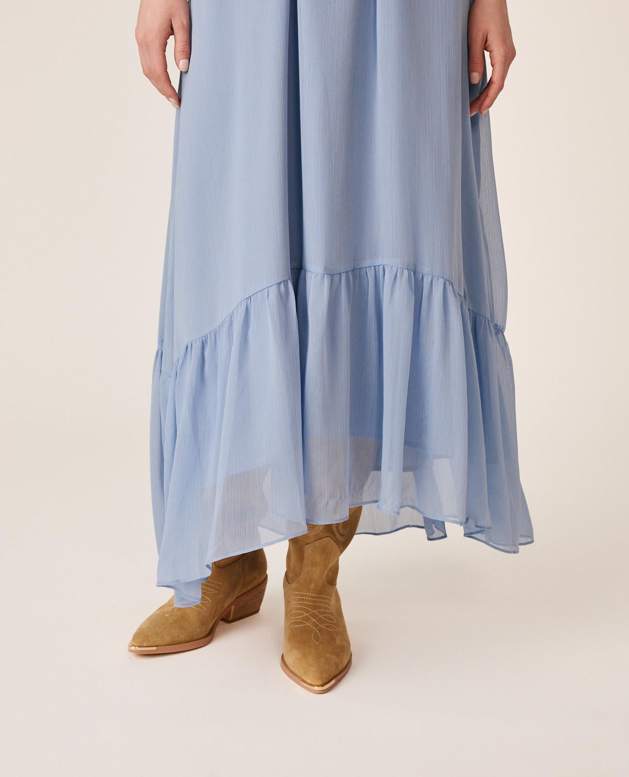 VESTIDO MÉDIO COM MANGAS FOLHADAS