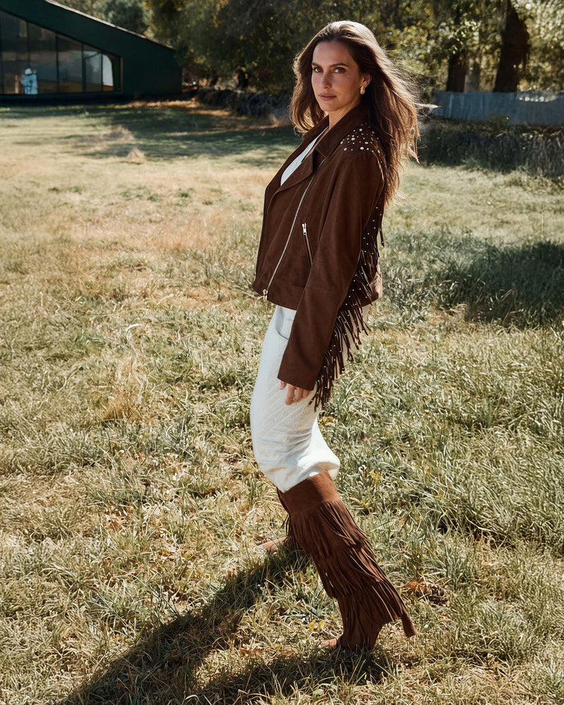 BOTA CUBIERTA DE FLECOS