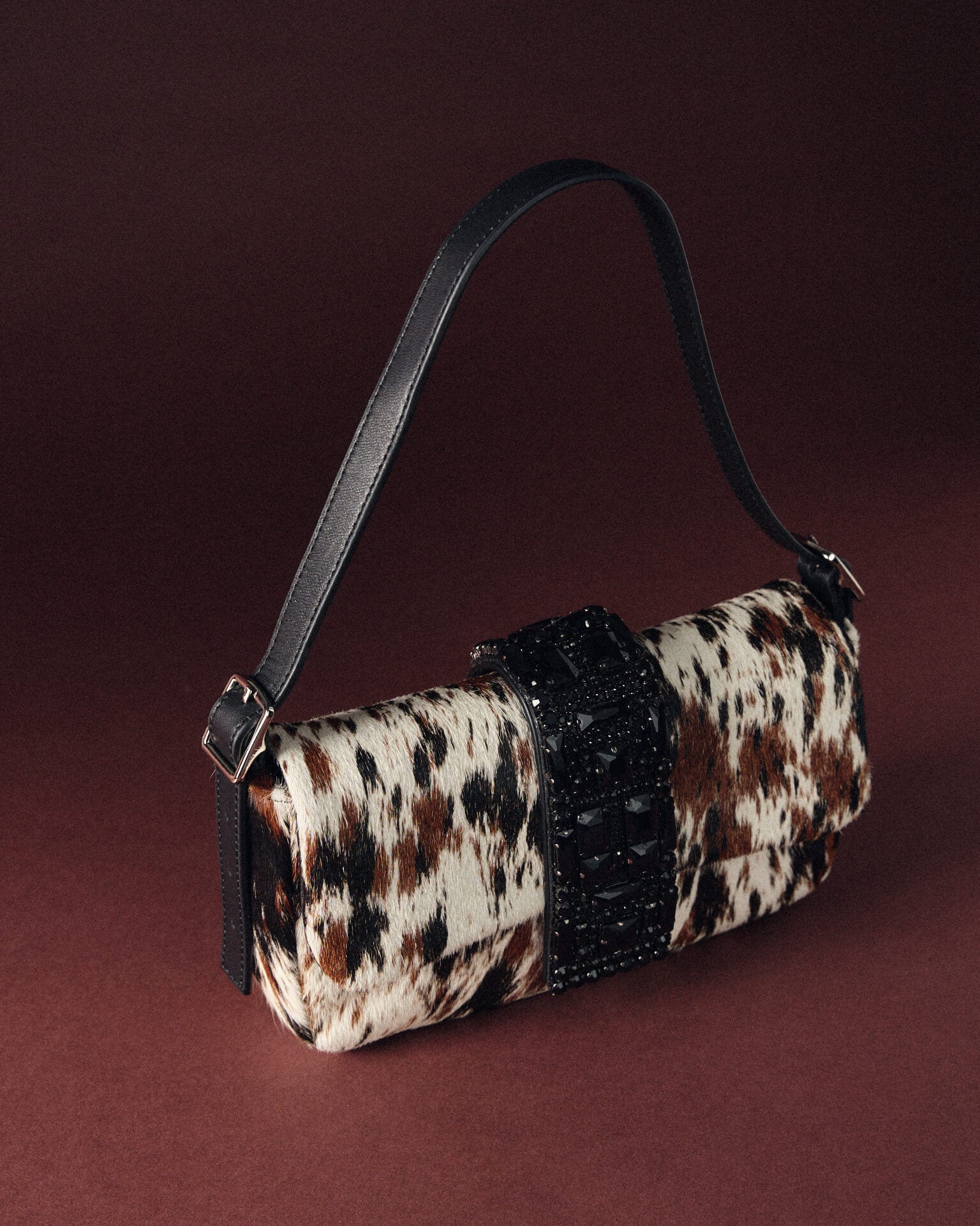 BOLSO ANILLA CON PEDRERÍA