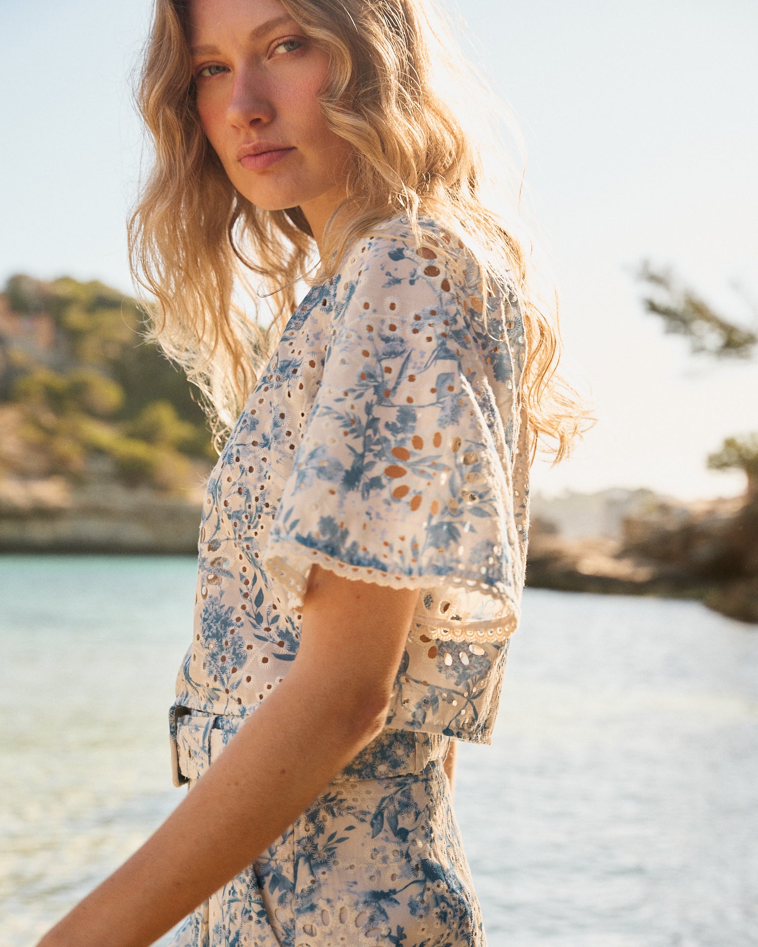SHORT SLEEVE TOP