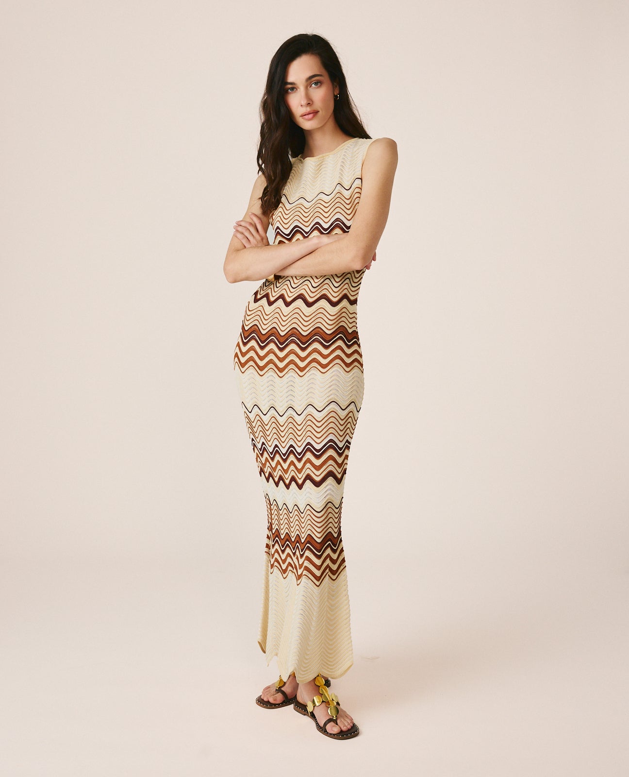 VESTIDO DE MALHA SEM MANGAS