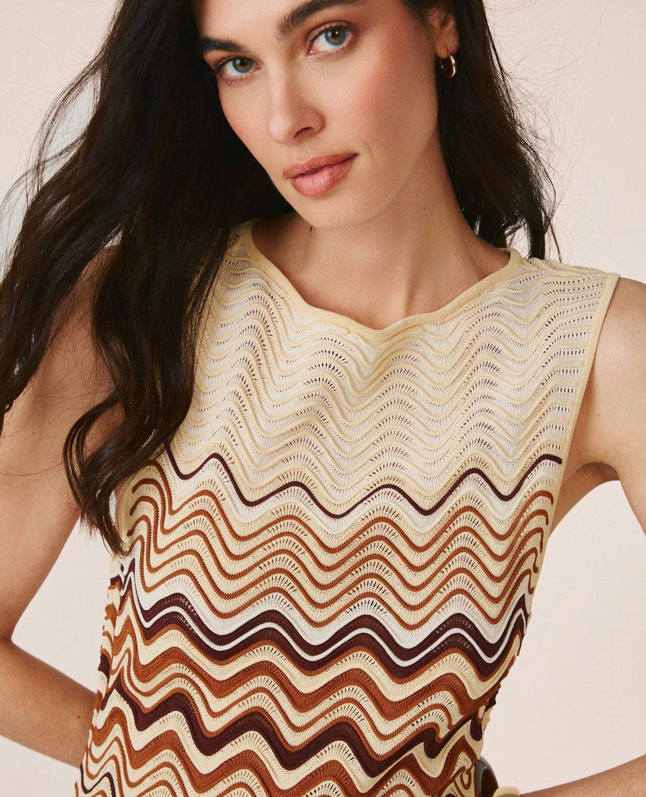 VESTIDO DE MALHA SEM MANGAS