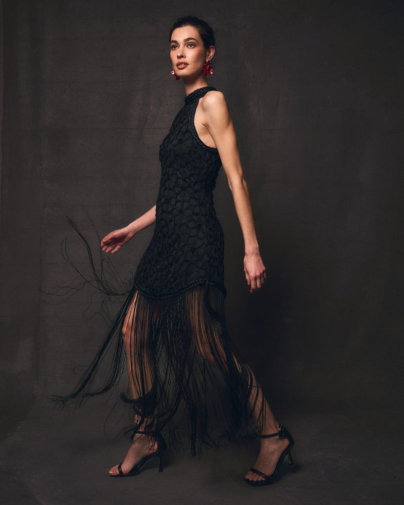 VESTIDO MÉDIO COM FRANJAS