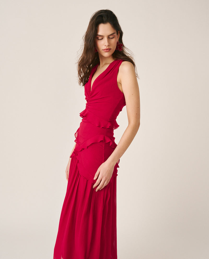 VESTIDO COM CRUZAMENTO NAS COSTAS