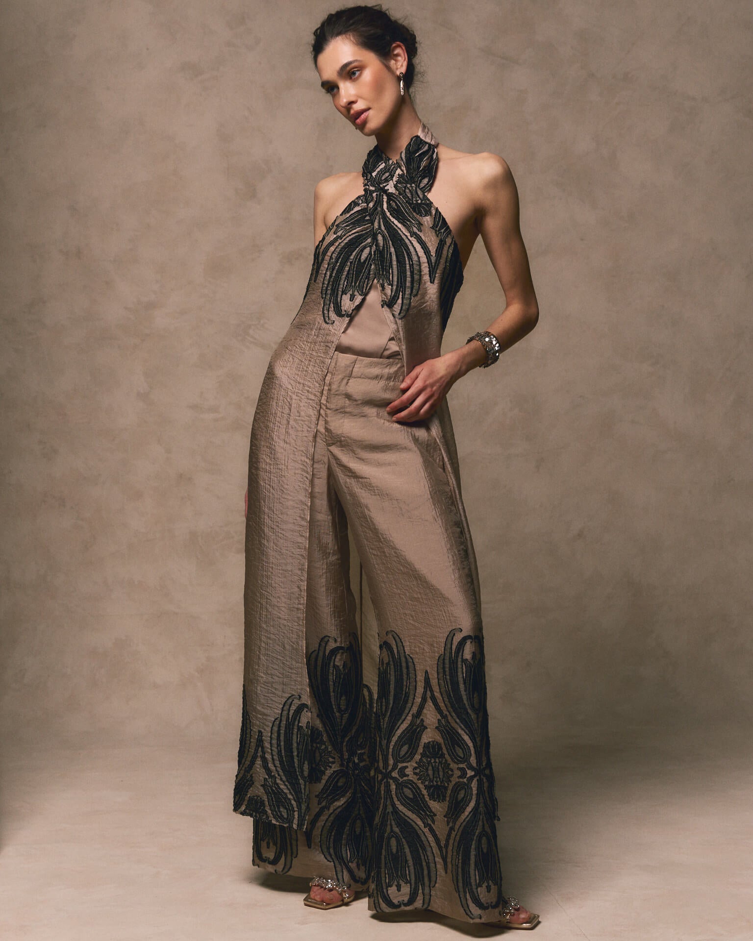 LONG ASYMMETRICAL TOP