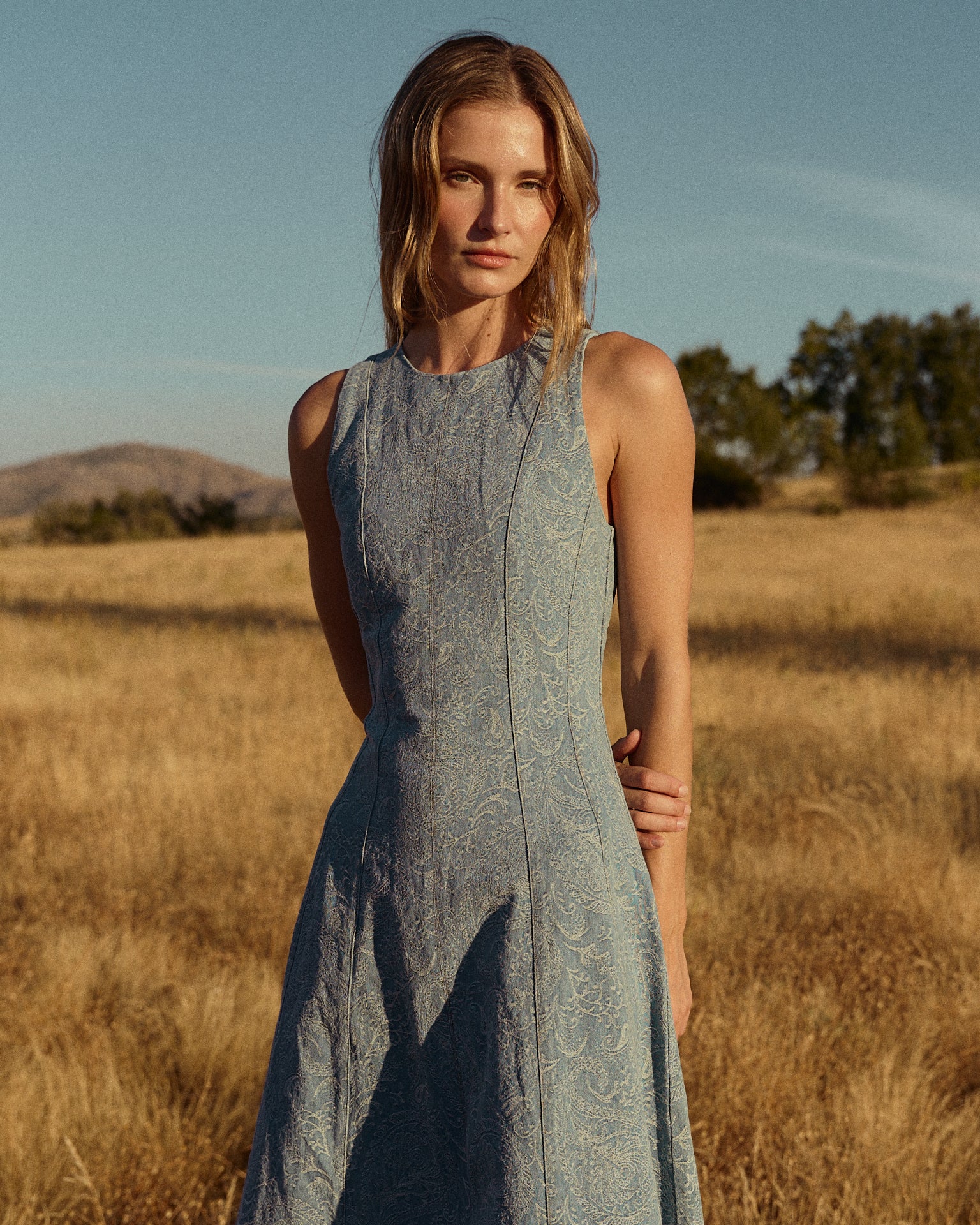 VESTIDO LARGO JACQUARD PAISLEY