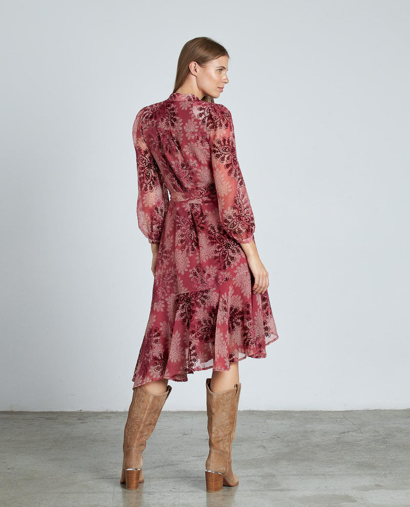 VESTIDO DETALLES TERCIOPELO