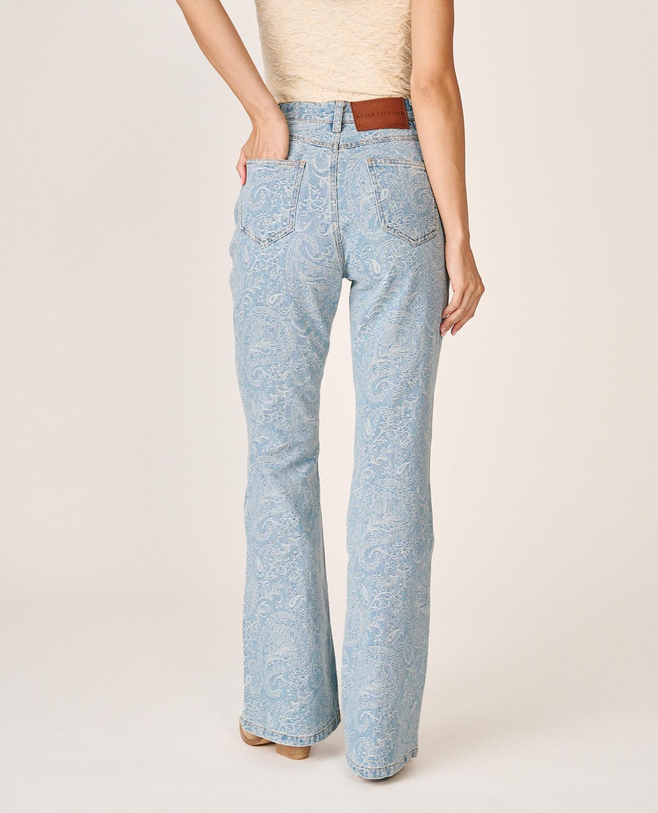PANTALÓN VAQUERO FLARE PAISLEY