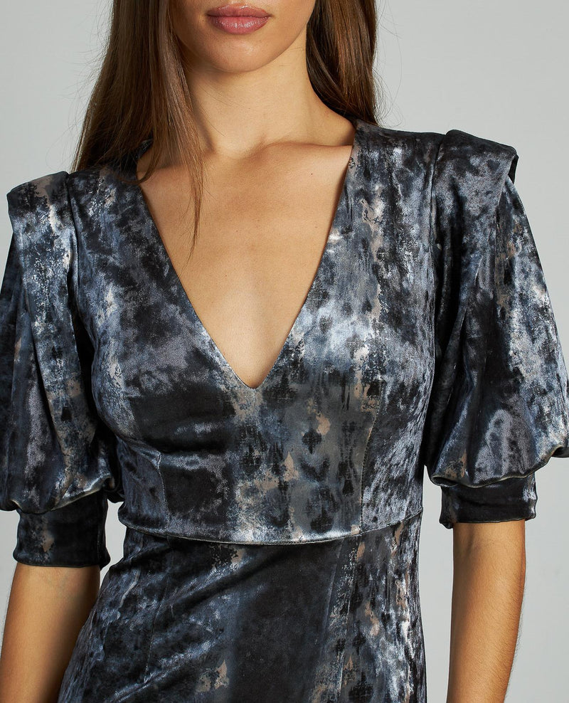 VESTIDO AJUSTADO ESTAMPADO