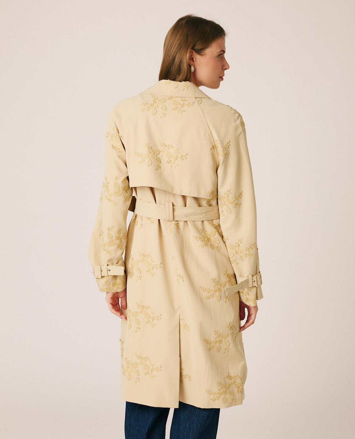 TRENCH BORDADO FLORAL