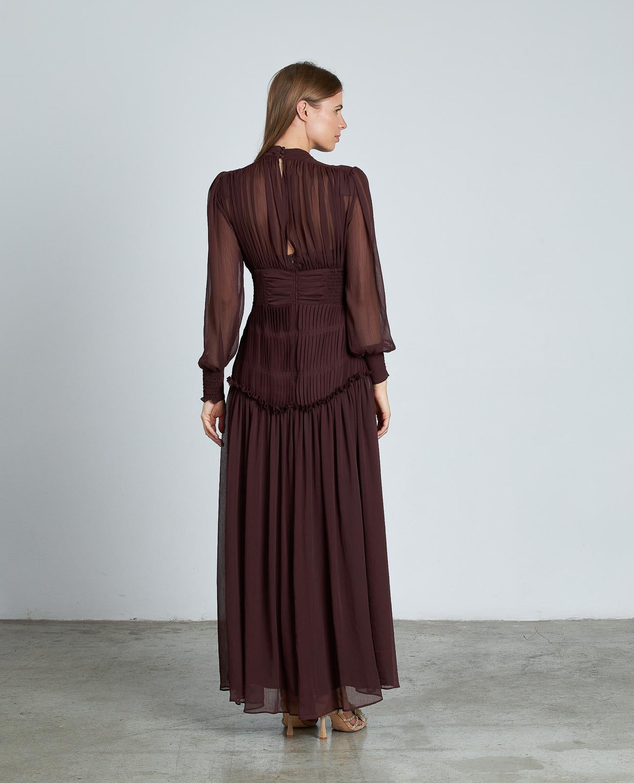 ROBE LONGUE À VOLANTS