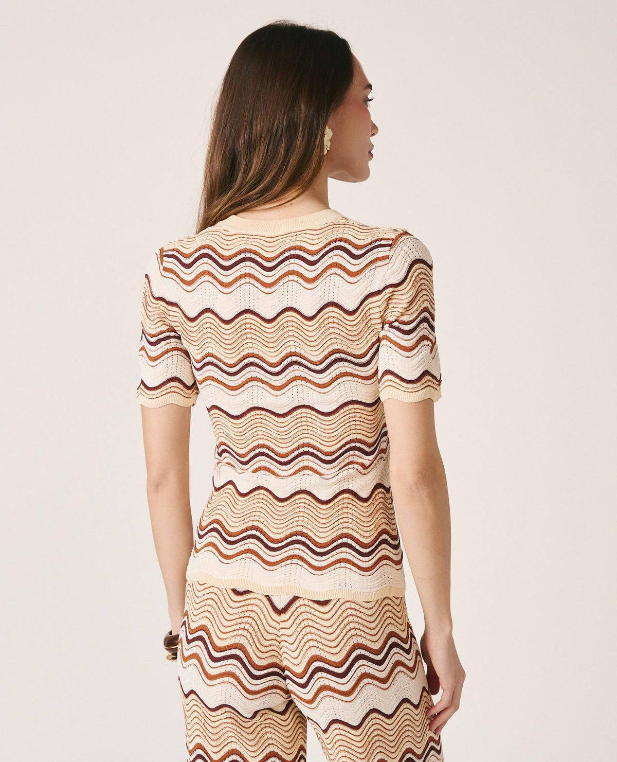 COLORED KNIT TOP